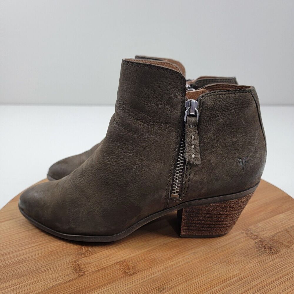 Frye Judy Zip Western Ankle Booties‎ Womens Size 6.5M Dark Brown Nubuck Leather